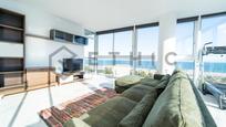 Living room of Flat for sale in  Barcelona Capital  with Air Conditioner, Heating and Balcony