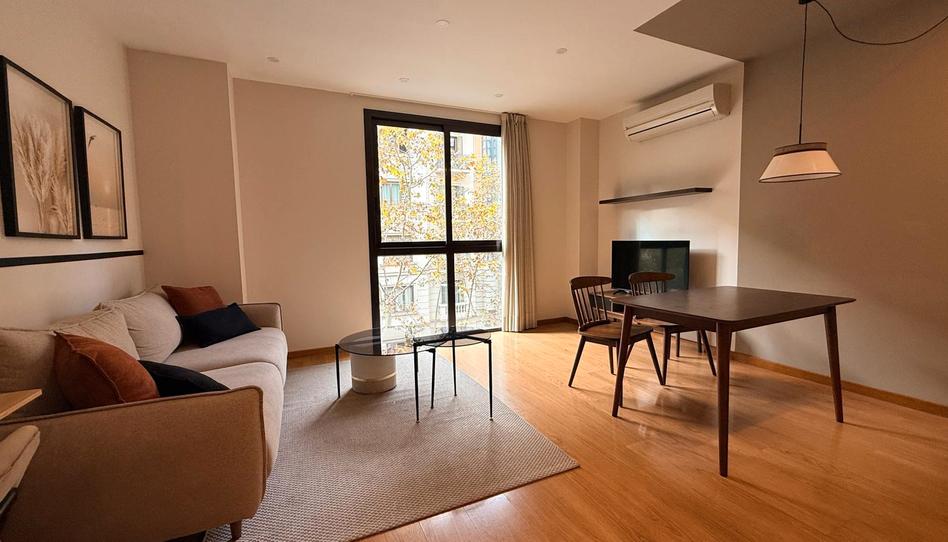 Foto 1 de Apartament de lloguer a Calle de Sicília, Fort Pienc, Barcelona