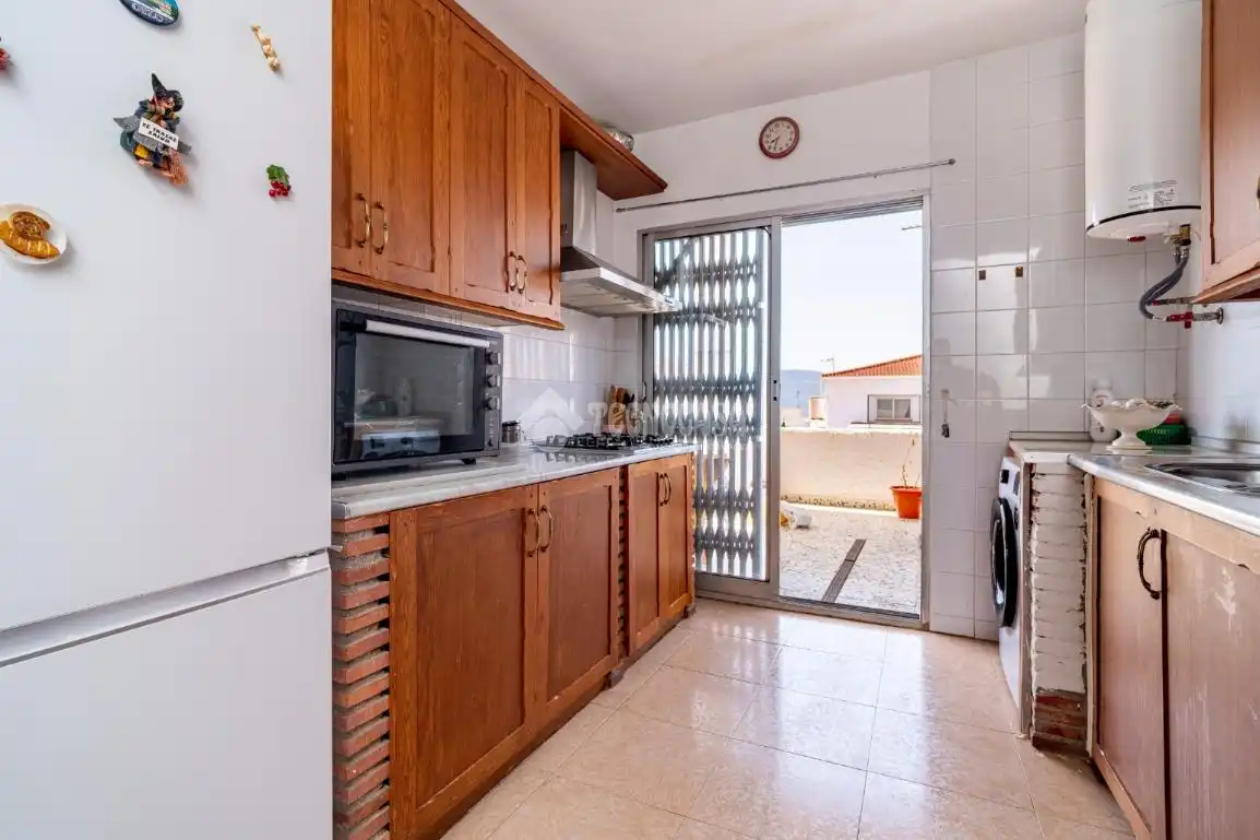Küche von Einfamilien-Reihenhaus zum Verkauf in Lanjarón mit Klimaanlage, Heizung und Terrasse