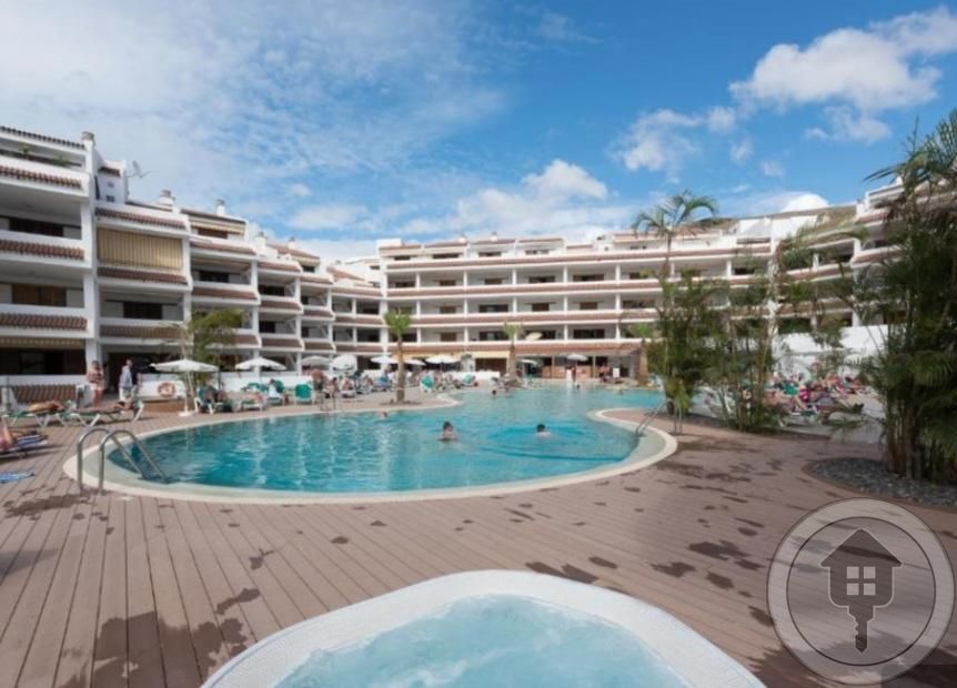 Piscina de Estudi en venda en Arona amb Moblat