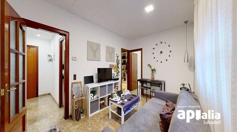 Foto 4 de Piso en venta en Zona Industrial, Barberà del Vallès