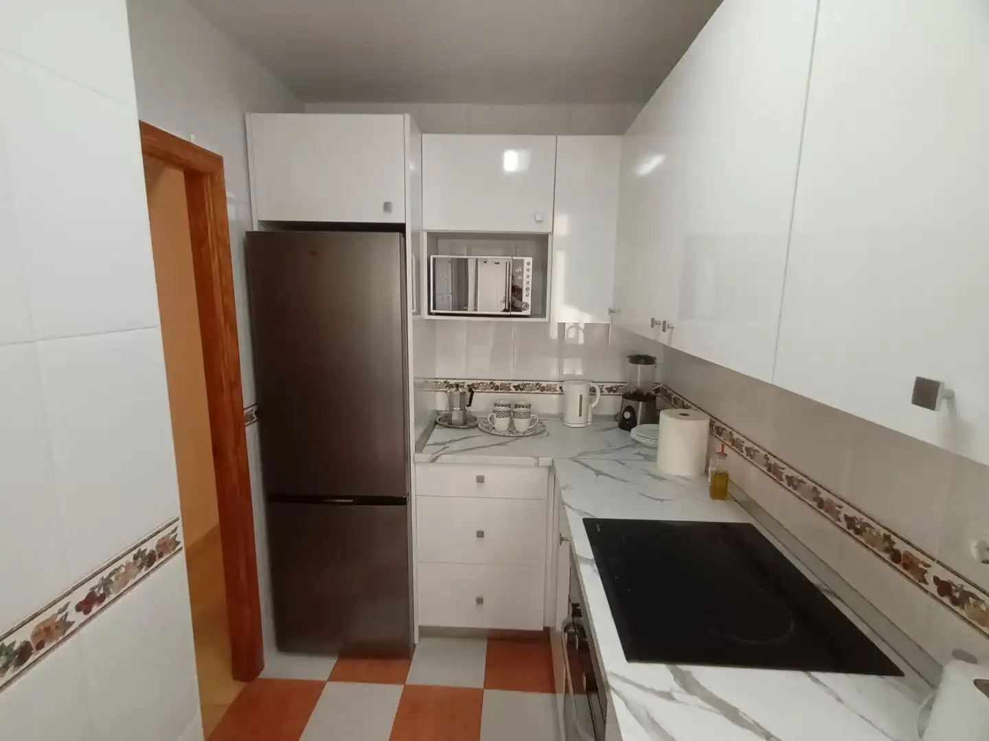 Piso en venta en Calle Ángel Ganivet, 14, Ciudad Jardín - Zoco