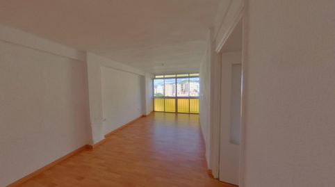 Foto 3 de Piso en venta en Cortijo Bazán - Los Casinis - Los Cipreses, Málaga Capital