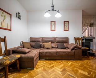 Living room of Flat for sale in Ávila Capital  with Terrace and Balcony