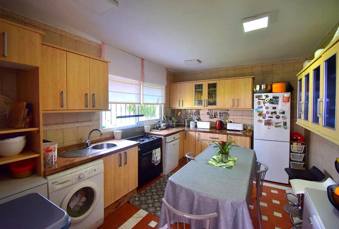 Cocina de Casa o chalet de alquiler en Sotogrande con Jardín privado, Terraza y Trastero