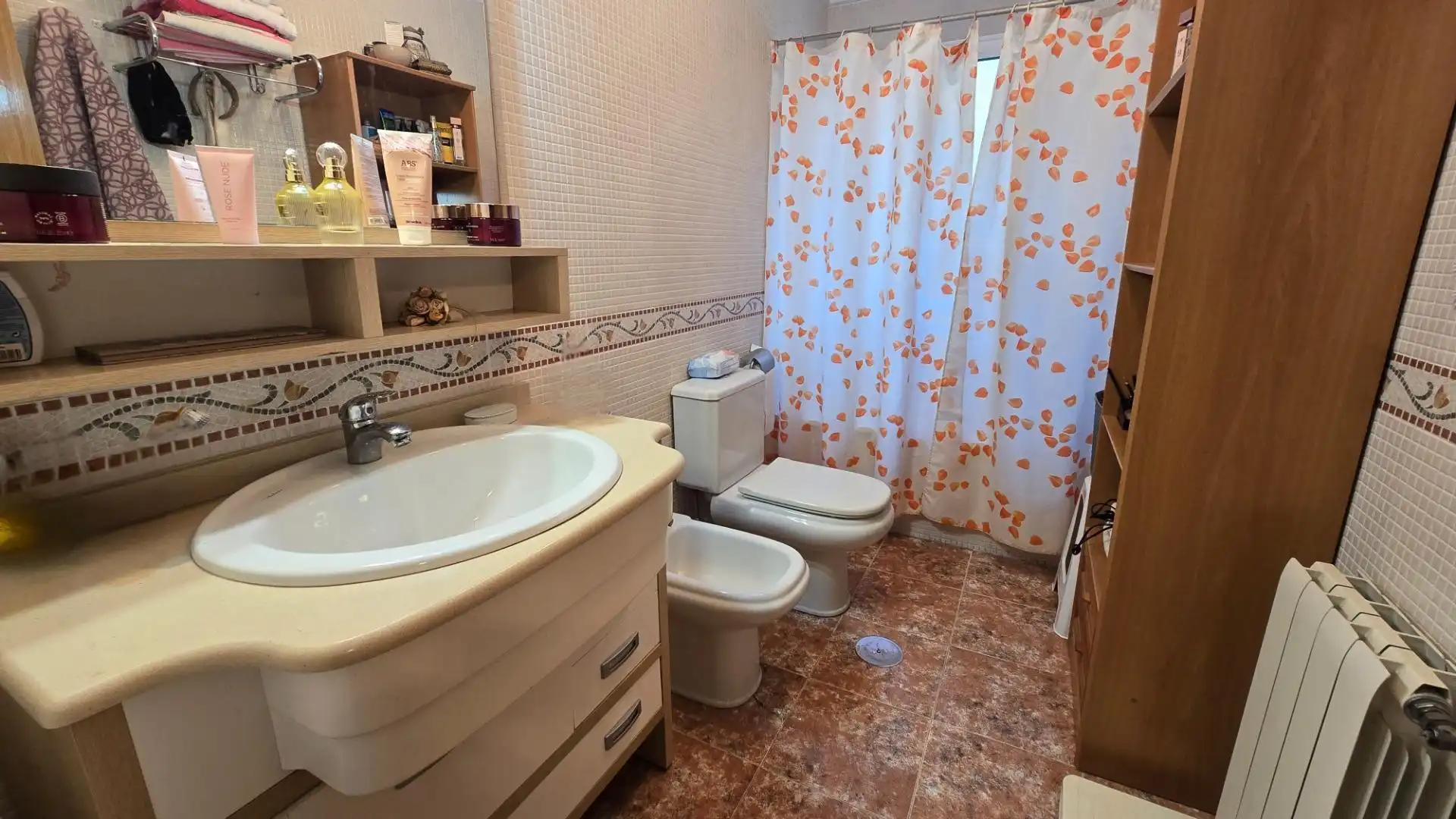 Baño de Casa o chalet en venta en Elda con Aire acondicionado, Jardín privado y Terraza