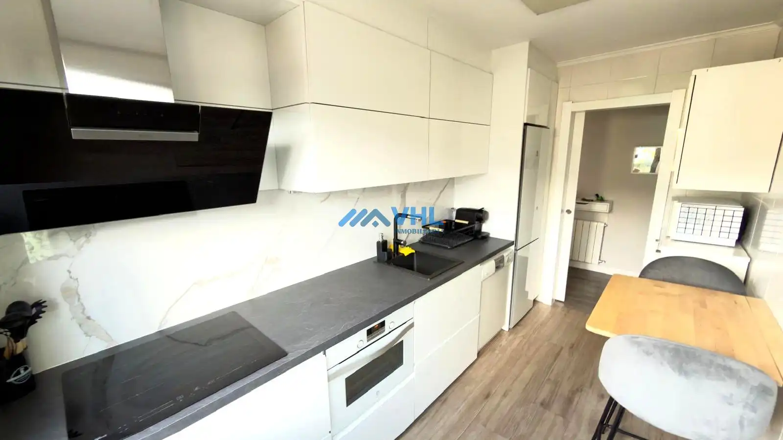 Cocina de Piso de alquiler en Castro-Urdiales con Calefacción, Terraza y Amueblado