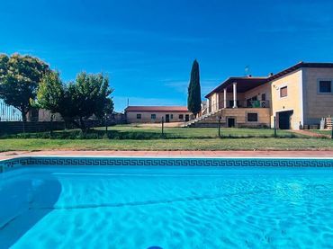 Villa à vendre à Ledesma