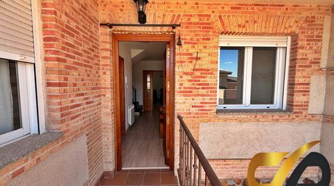Foto 3 de Casa adosada en venda a Mocejón, Toledo