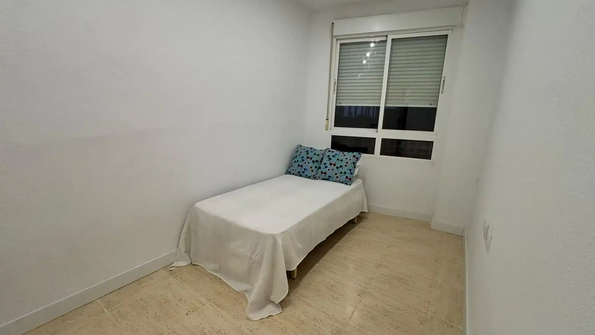 Bedroom of Flat for sale in La Unión