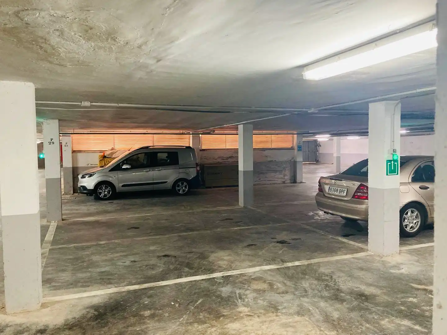 Parkplatz von Garage zum Verkauf in Dénia