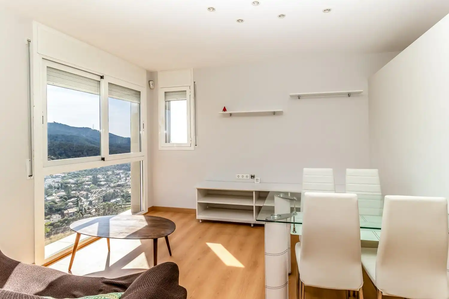 Comedor de Edificio en venta en Castellar del Vallès