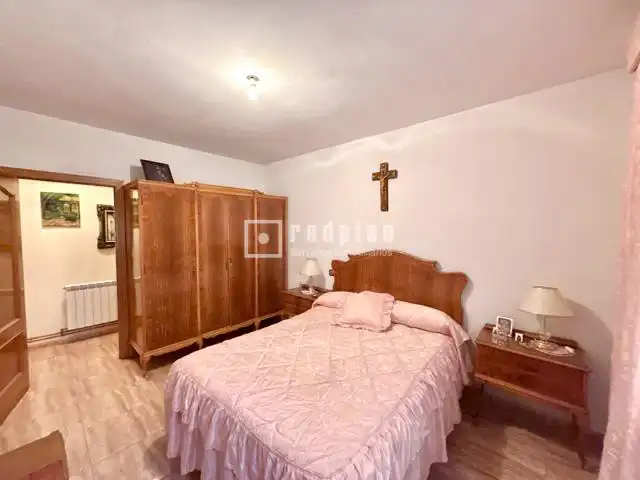 Habitación de Piso en venta en Madrid con Calefacción