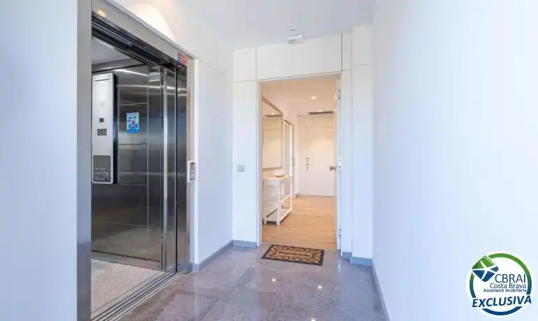 Apartamento con ascensor en venta en Calle CLOT DELS FRANQUETS 54 0 54, imagen 4