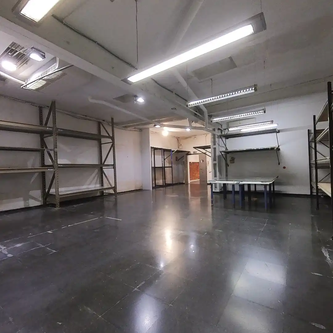Local en venta en Barcelona con Aire acondicionado