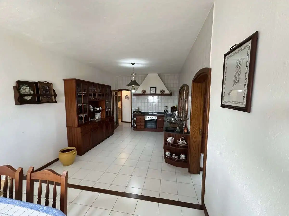 Cuina de Casa o xalet en venda en Tías amb Jardí privat, Terrassa i Moblat