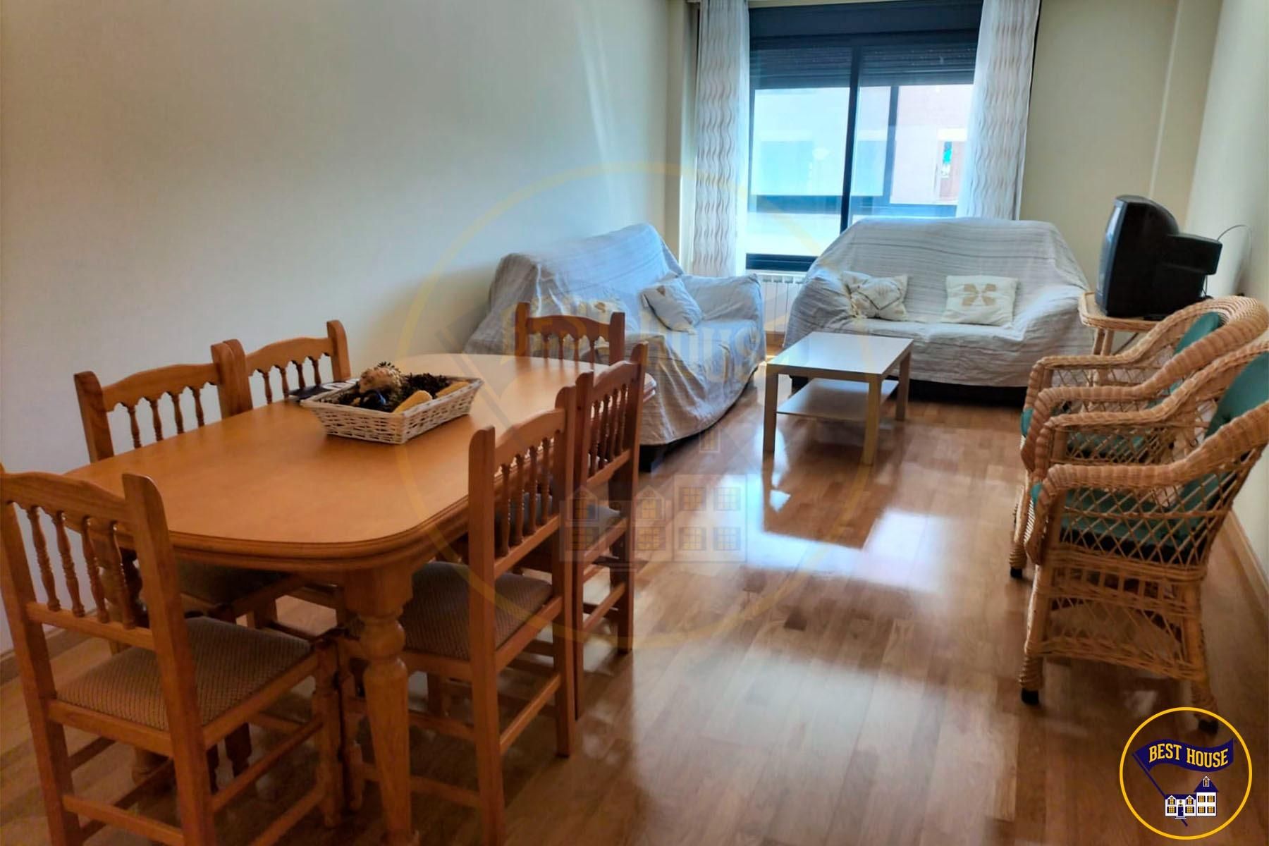 Living room of Flat for sale in Cuenca Capital  with Heating, Terrace and Storage room