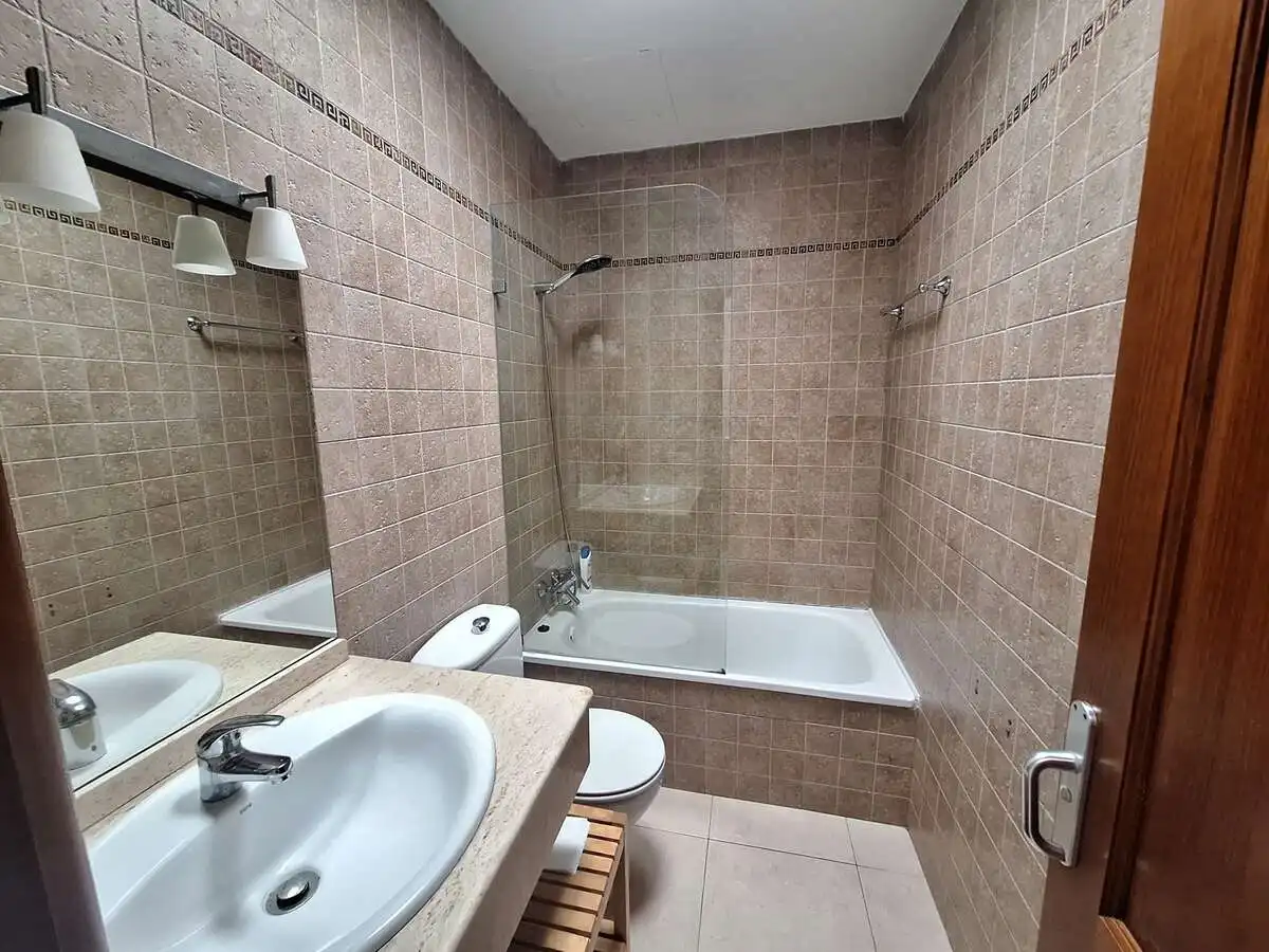 Baño de Dúplex en venta en Arrecife con Terraza, Amueblado y Microondas