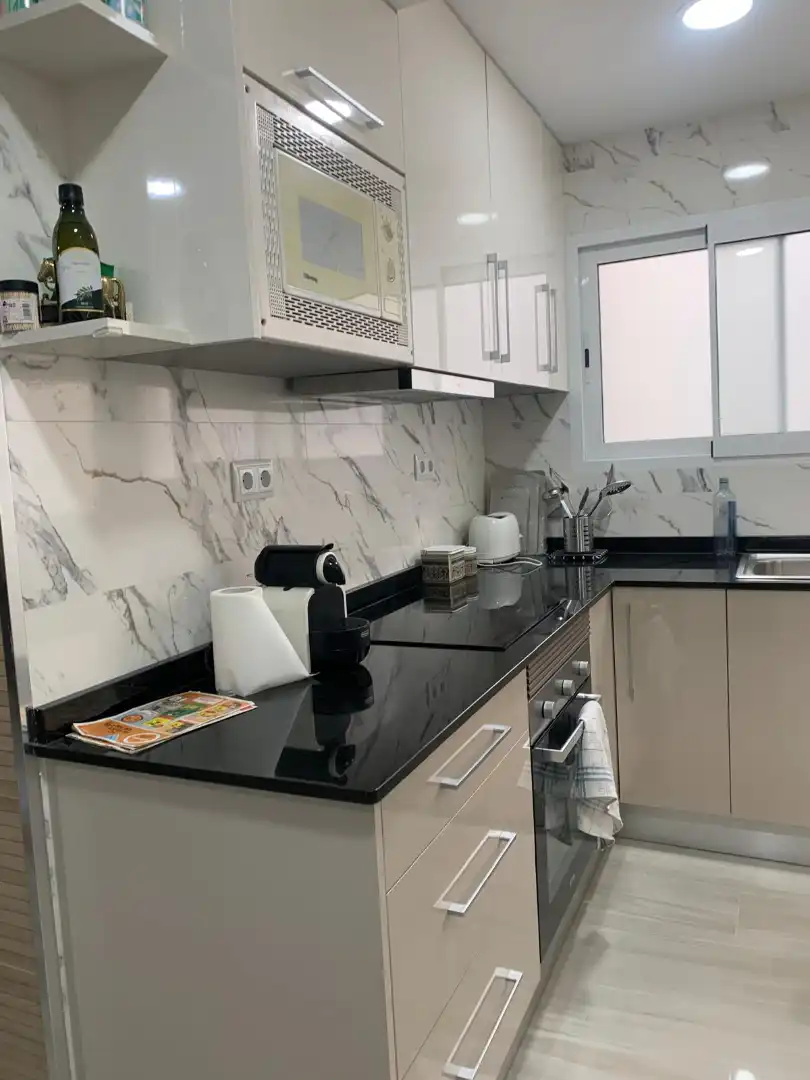 Flat with lift to rent in Plaça d'Hondures, imagen 7