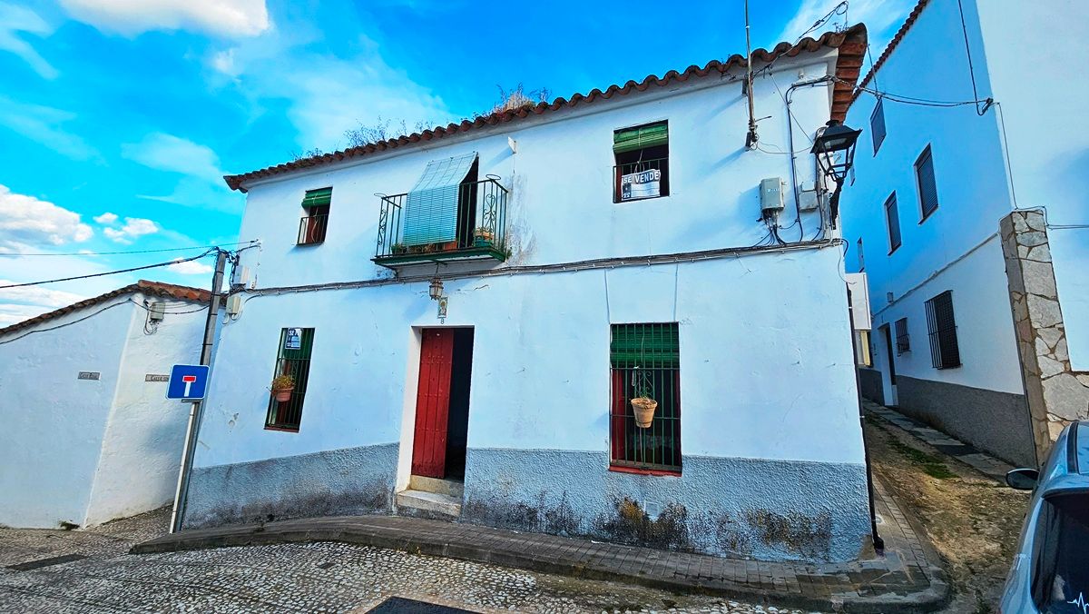 Vista exterior de Casa o xalet en venda en Aracena amb Traster