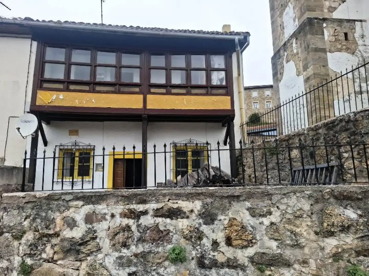 Vista exterior de Casa o chalet en venta en Polaciones, Cantabria