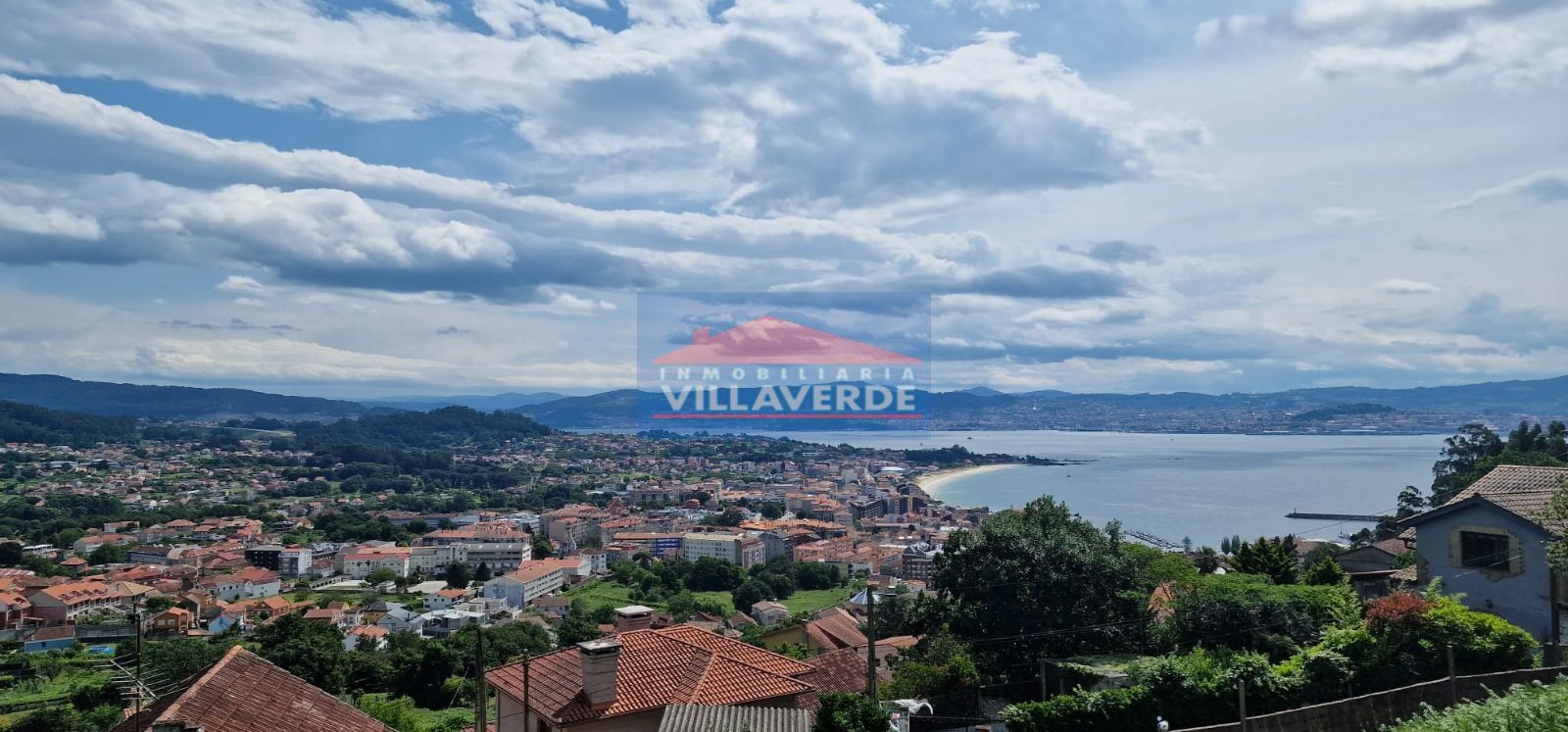 Exterior view of House or chalet for sale in Cangas   with Heating