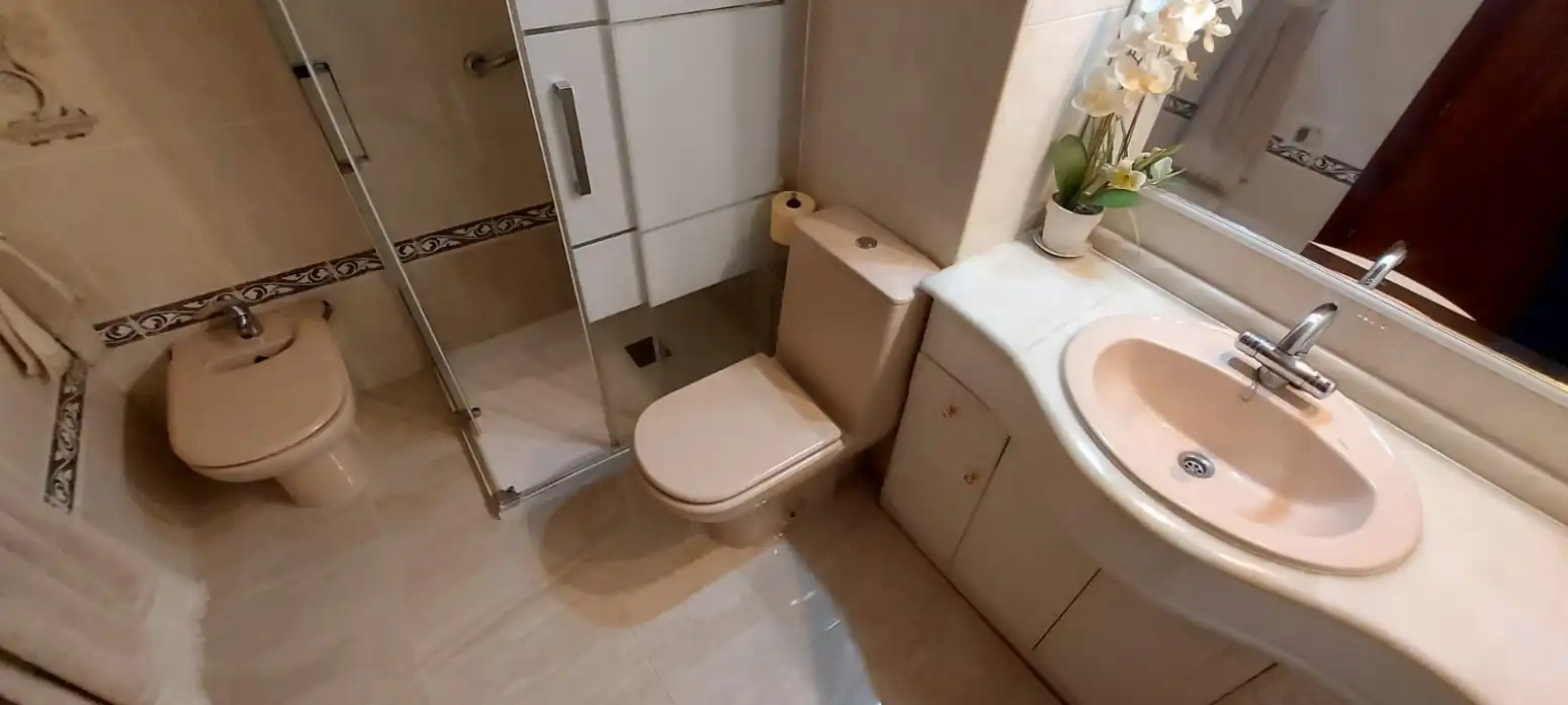 Bany de Pis en venda en Sagunto / Sagunt amb Calefacció i Traster
