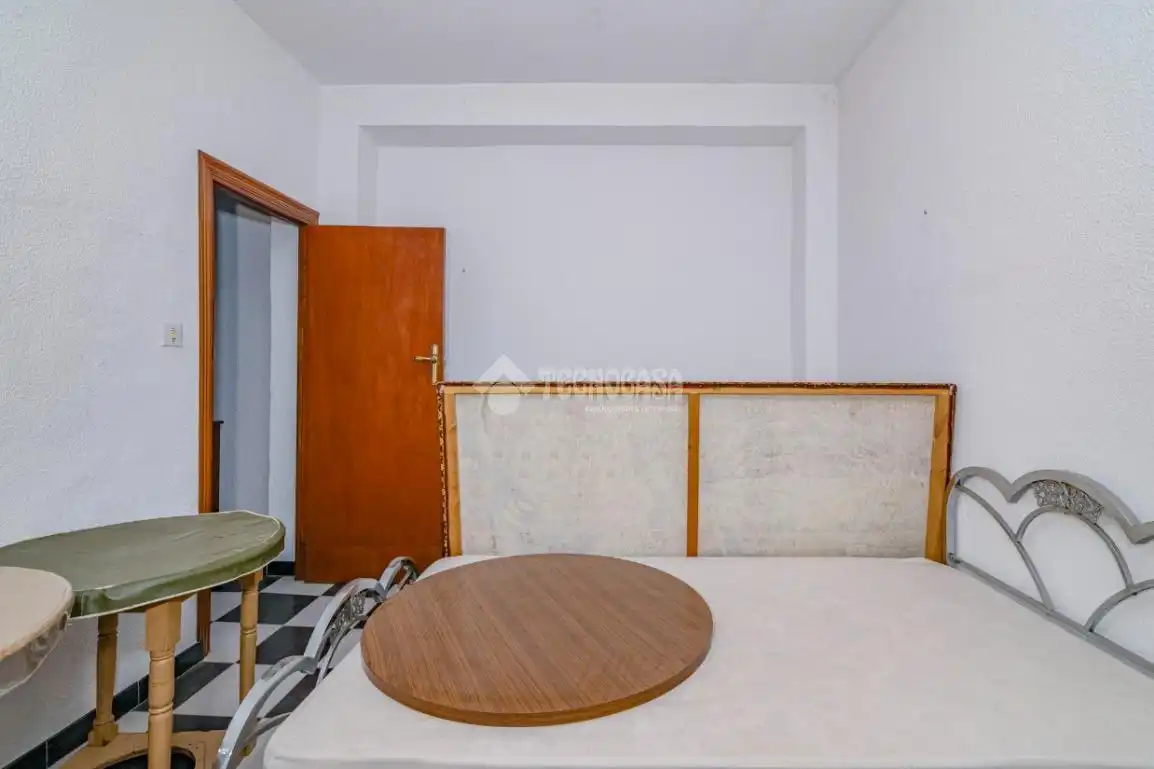 Dormitori de Casa adosada en venda en Loja