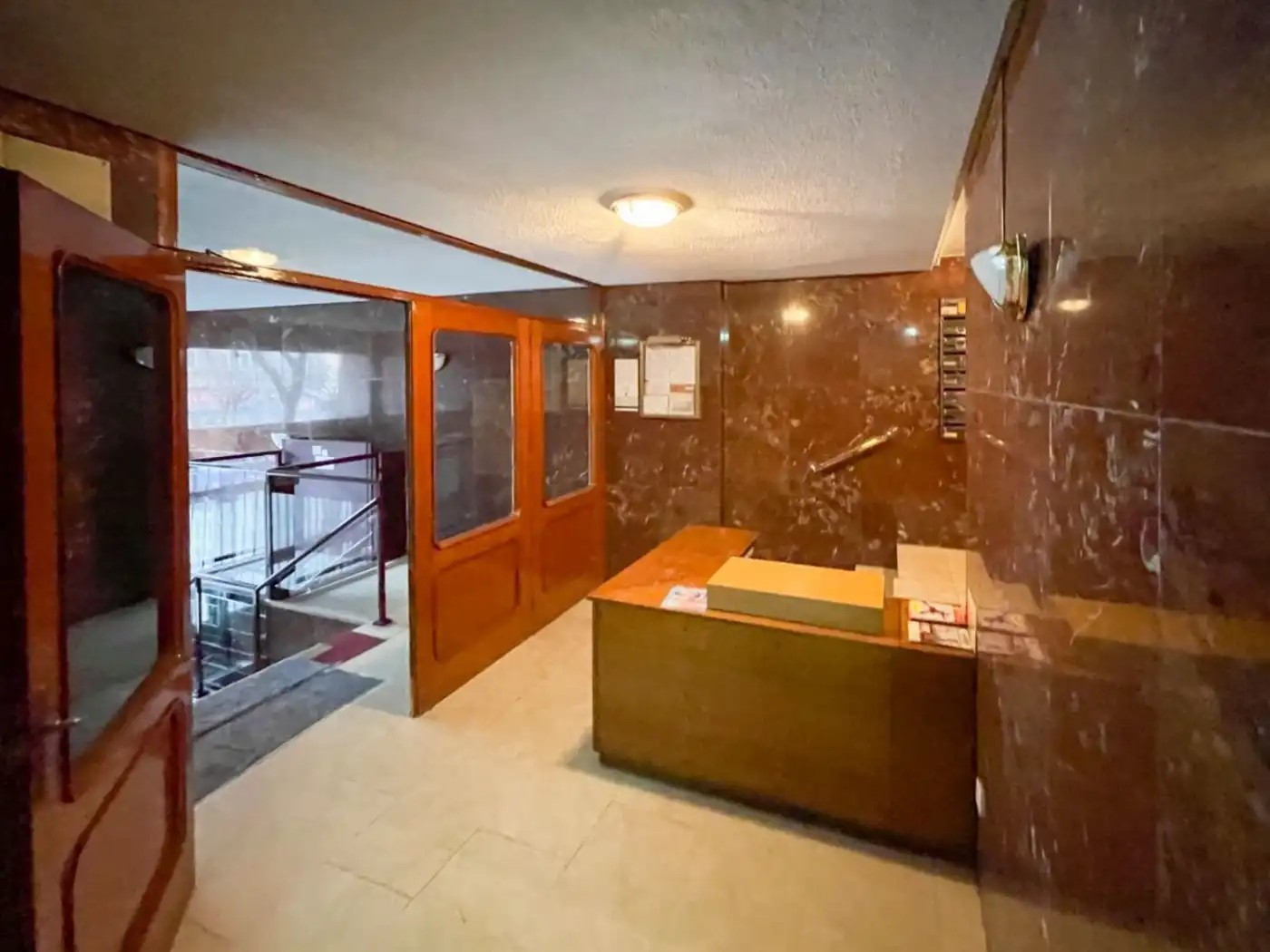 Piso en venta en Madrid con Calefacción y Terraza