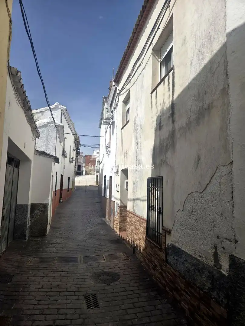 Vista exterior de Casa adosada en venta en Arjona con Terraza