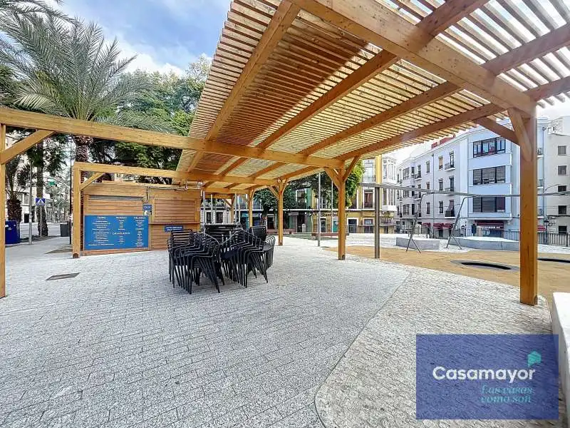 Terrassa de Pis en venda en Alicante / Alacant amb Aire condicionat, Calefacció i Terrassa