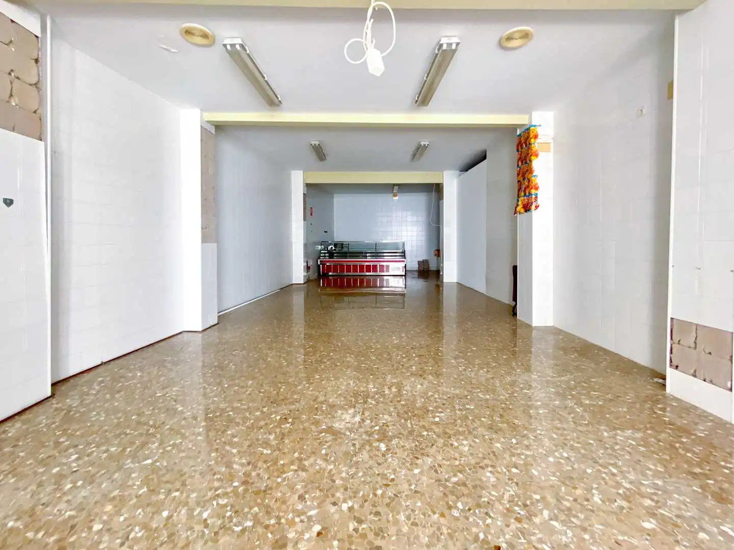 Local comercial de lloguer a Calle Sor Angela de la Cruz, imagen 5
