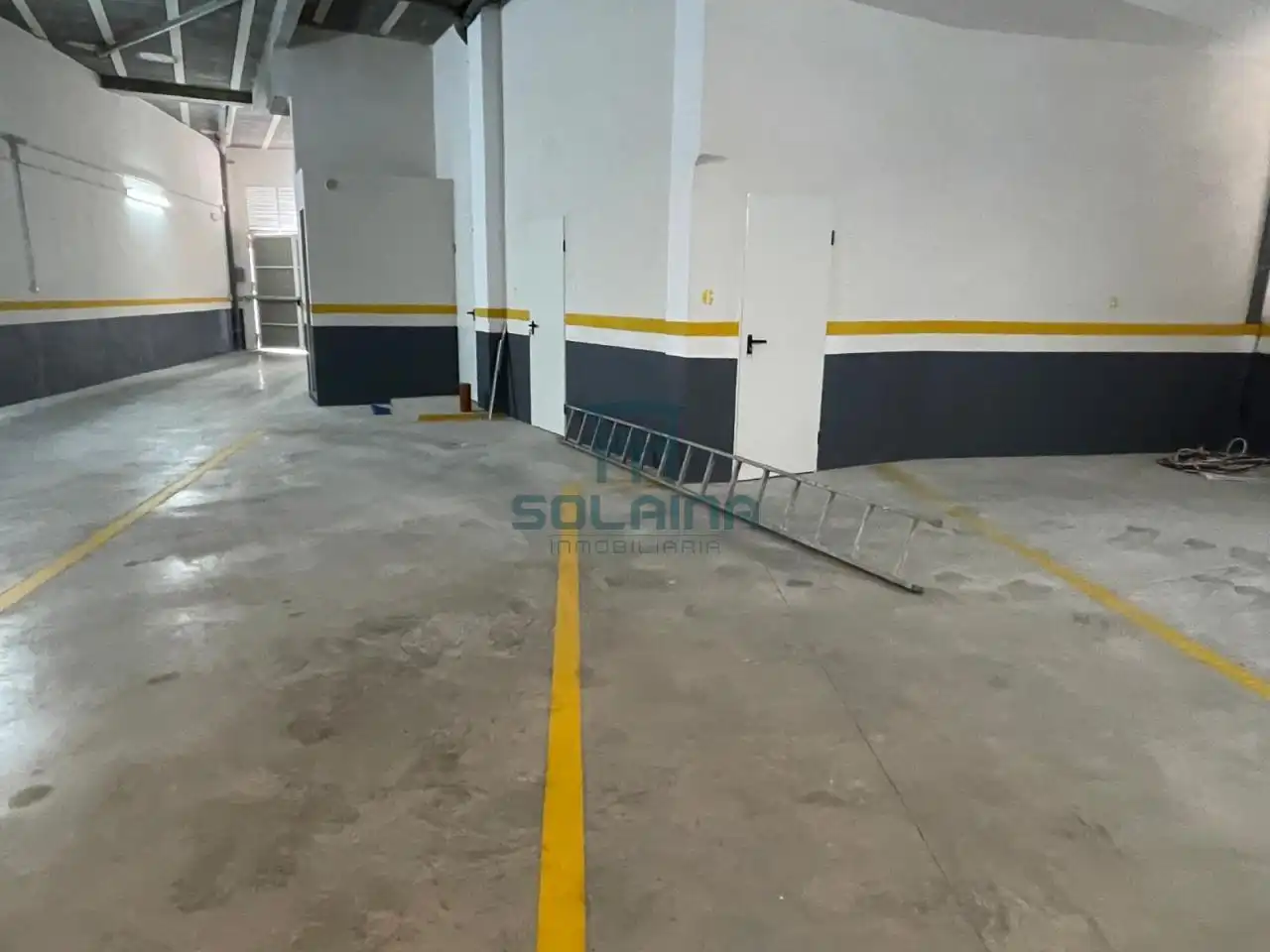 Parkplatz von Erdgeschoss zum Verkauf in Ourense Capital  mit Heizung, Terrasse und Abstellraum