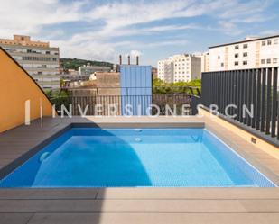 Swimming pool of Flat to rent in  Barcelona Capital  with Air Conditioner, Terrace and Balcony