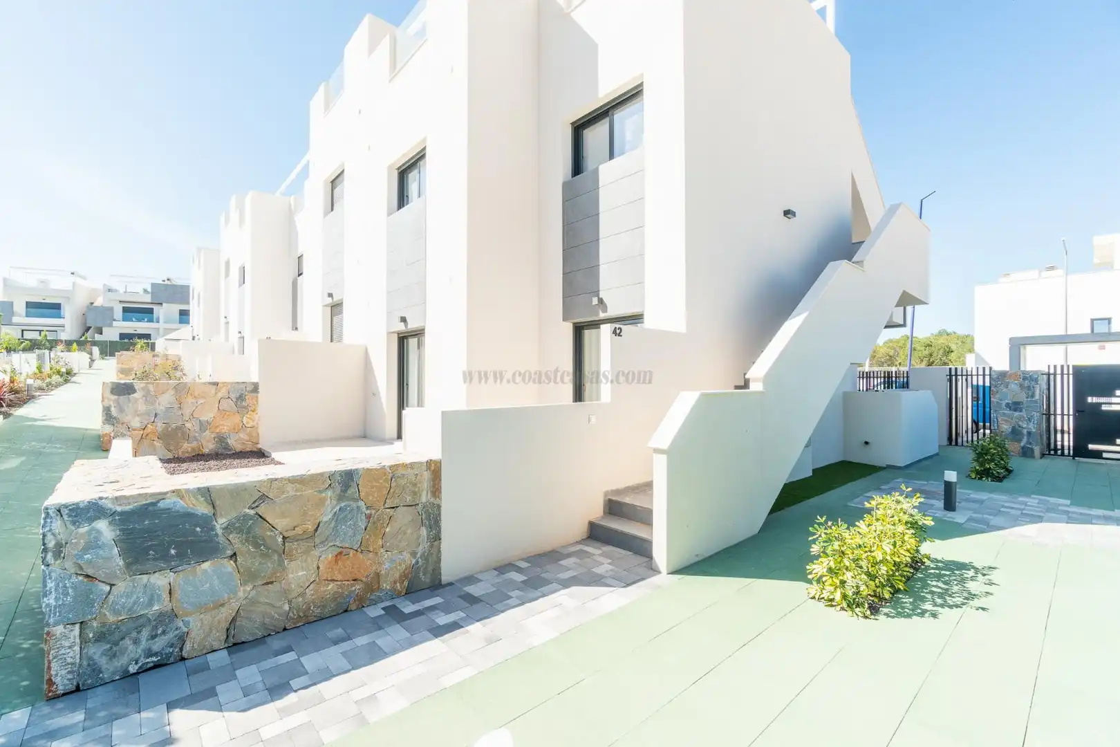 Apartment with pool for sale in Los Balcones - Los Altos