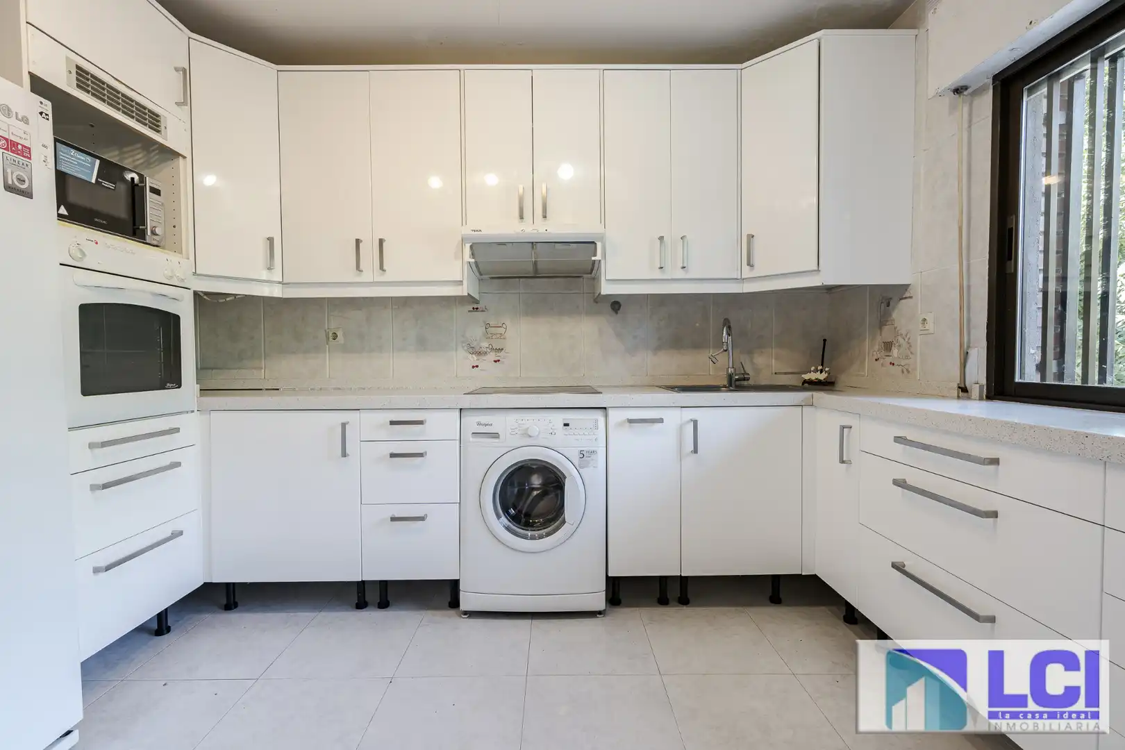 Cocina de Casa o chalet en venta en Villalbilla con Calefacción, Jardín privado y Terraza