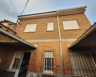 Vista exterior de Casa o xalet en venda en El Carpio de Tajo