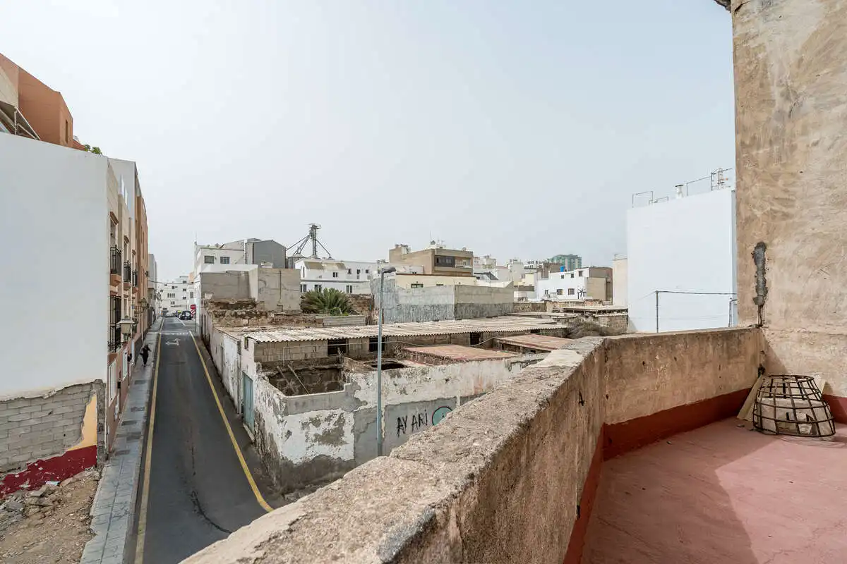 Vista exterior de Edificio en venta en Arrecife