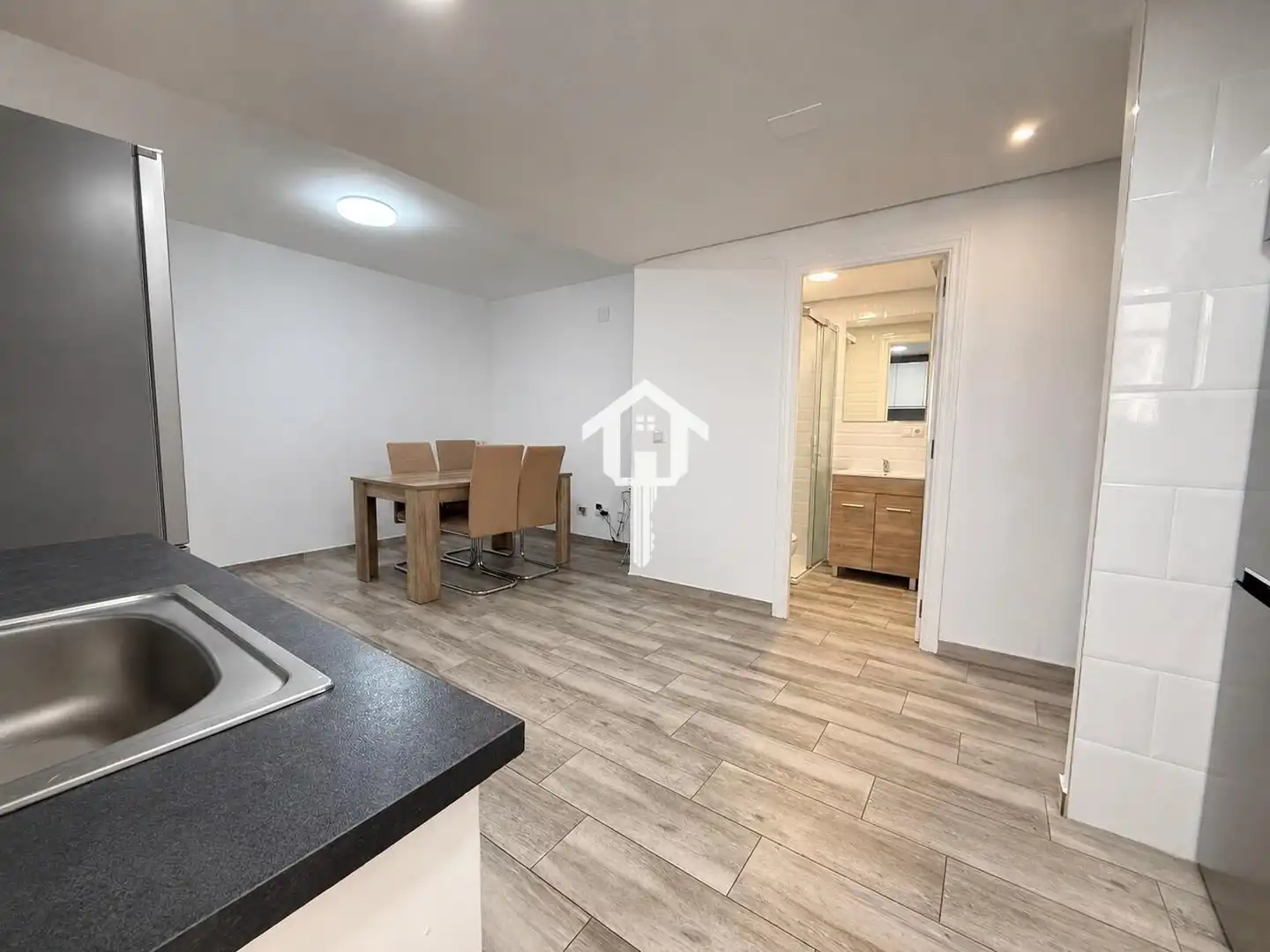 Flat for sale in Alicante / Alacant  with Air Conditioner and Furnished