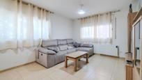 Living room of Flat for sale in Salt  with Heating and Oven