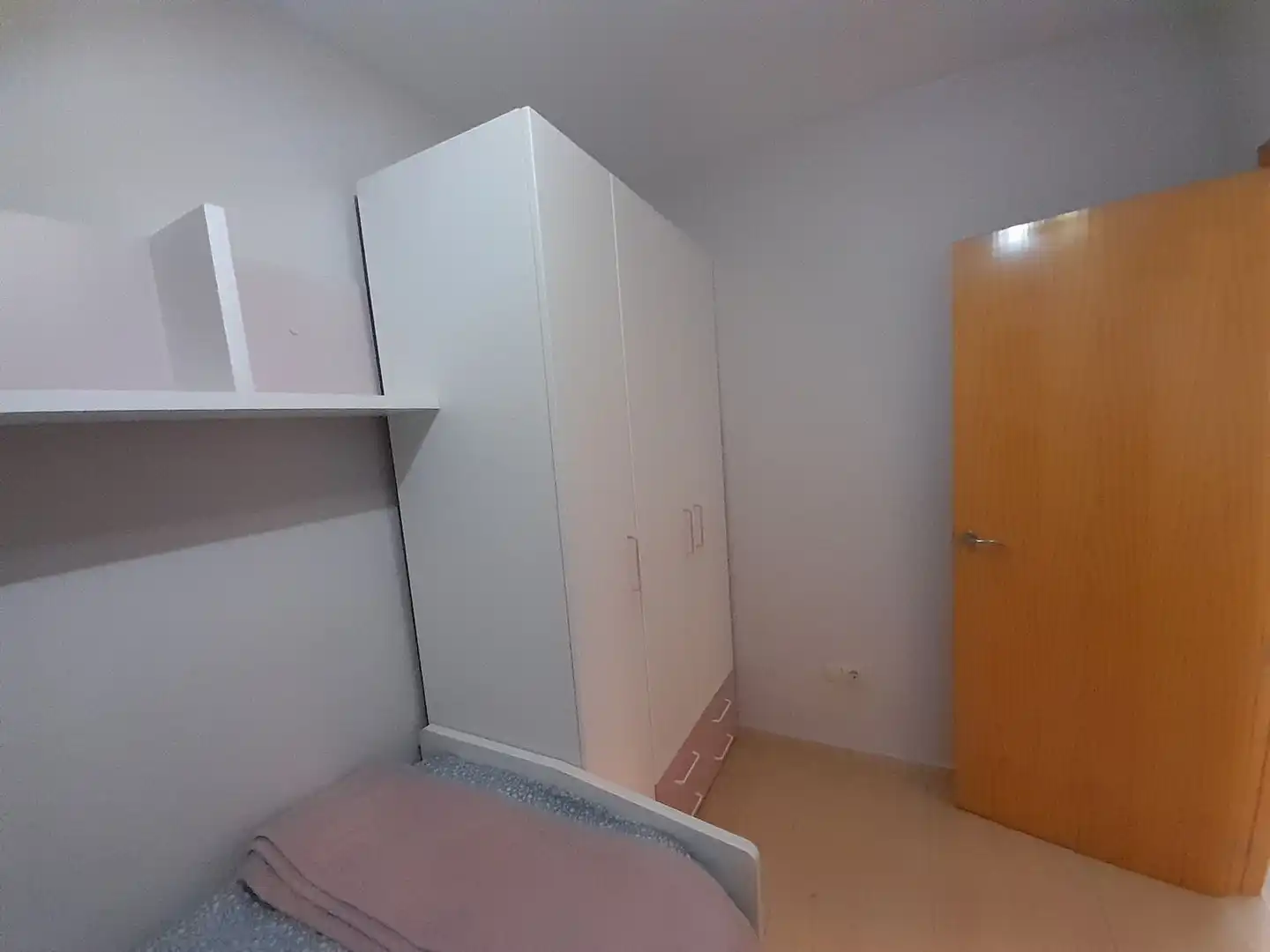 Flat with terrace to rent in Ctra. Circunvalación - La Magdalena, imagen 26
