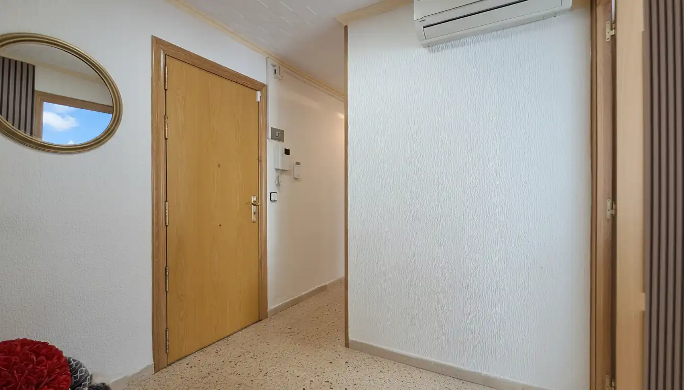 Wohnung zum Verkauf in Tarragona mit Klimaanlage und Ofen