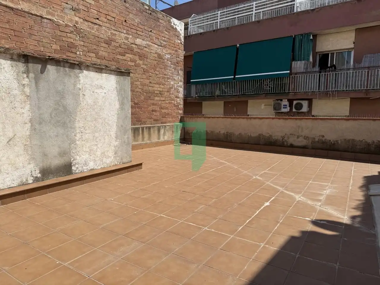 Terrassa de Pis en venda en Badalona amb Aire condicionat i Terrassa