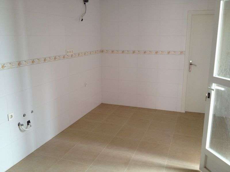Dúplex en venta en Roquetas de Mar con Trastero y Balcón