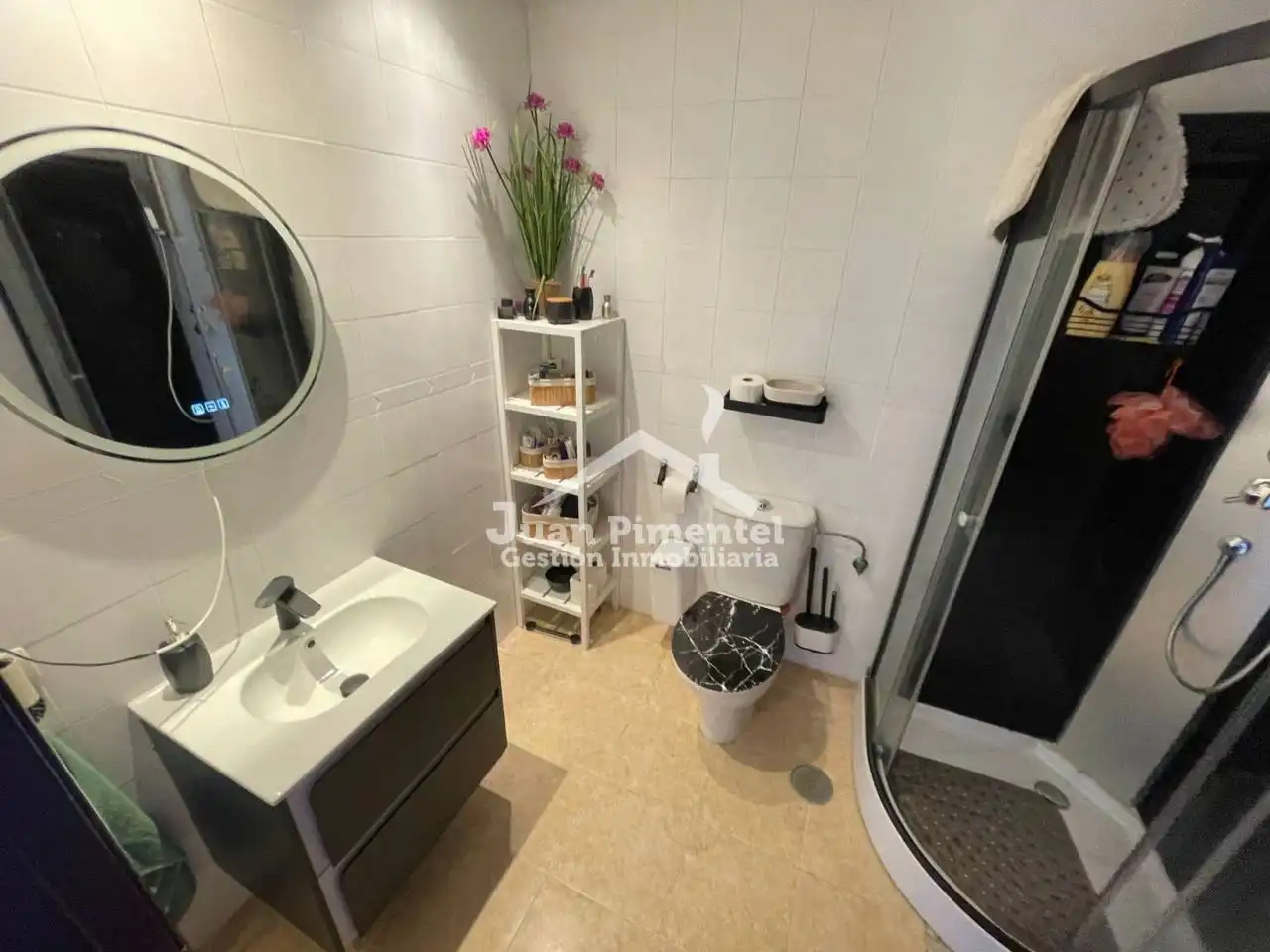 Bany de Casa adosada en venda en Estepona amb Aire condicionat, Jardí privat i Terrassa