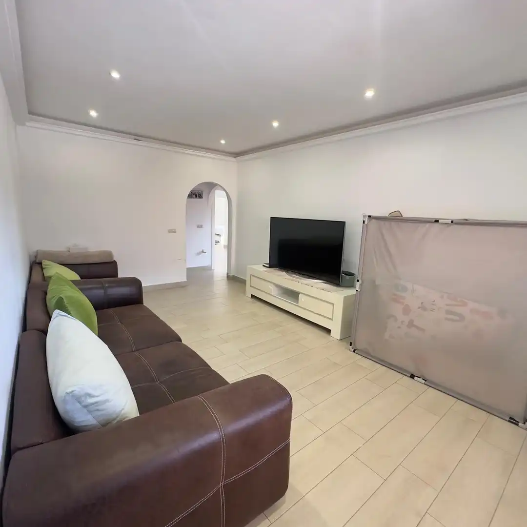 Sala de estar de Piso en venta en La Línea de la Concepción