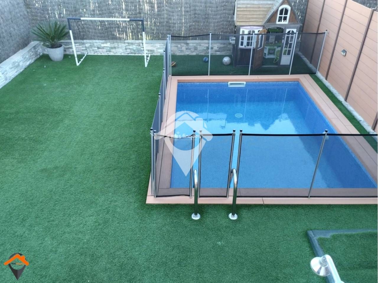 Piscina de Casa o chalet en venta en Sant Quirze del Vallès con Aire acondicionado, Calefacción y Jardín privado