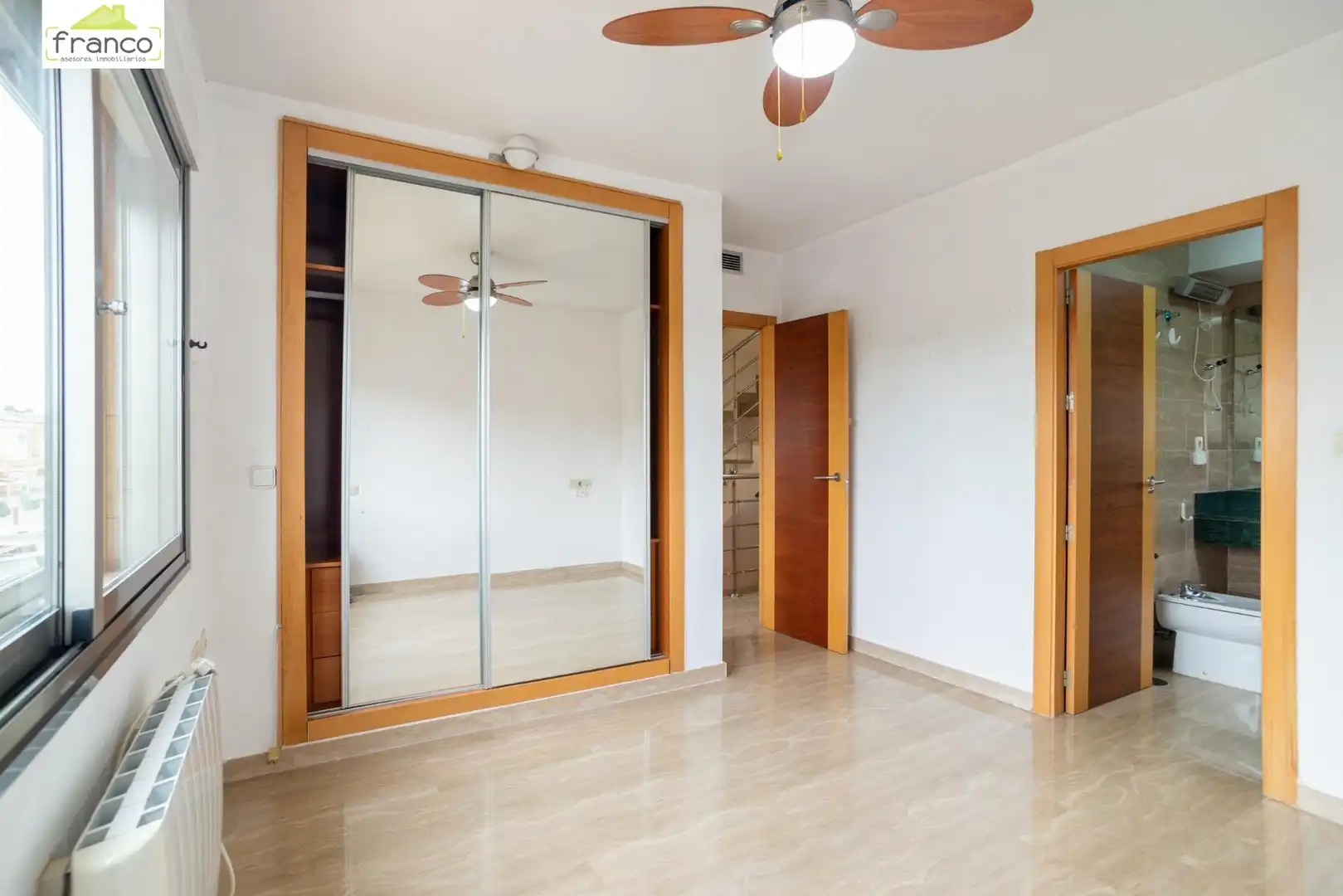 Casa adosada en venta en Murcia con Aire acondicionado, Calefacción y Jardín privado