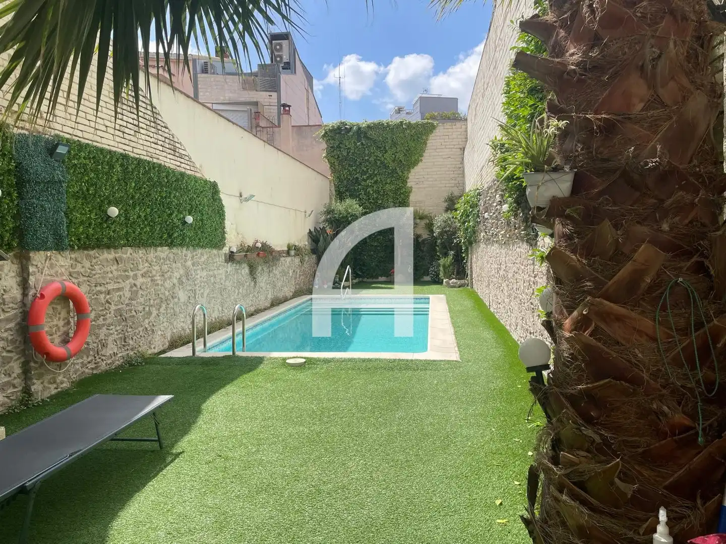 Schwimmbecken von Haus oder Chalet zum Verkauf in Terrassa mit Klimaanlage, Heizung und Privatgarten