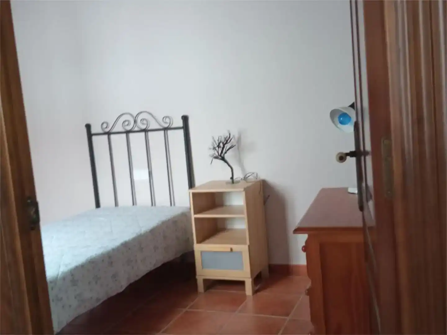 Bedroom of Flat for sale in Guadalcanal  with Air Conditioner and Storage room